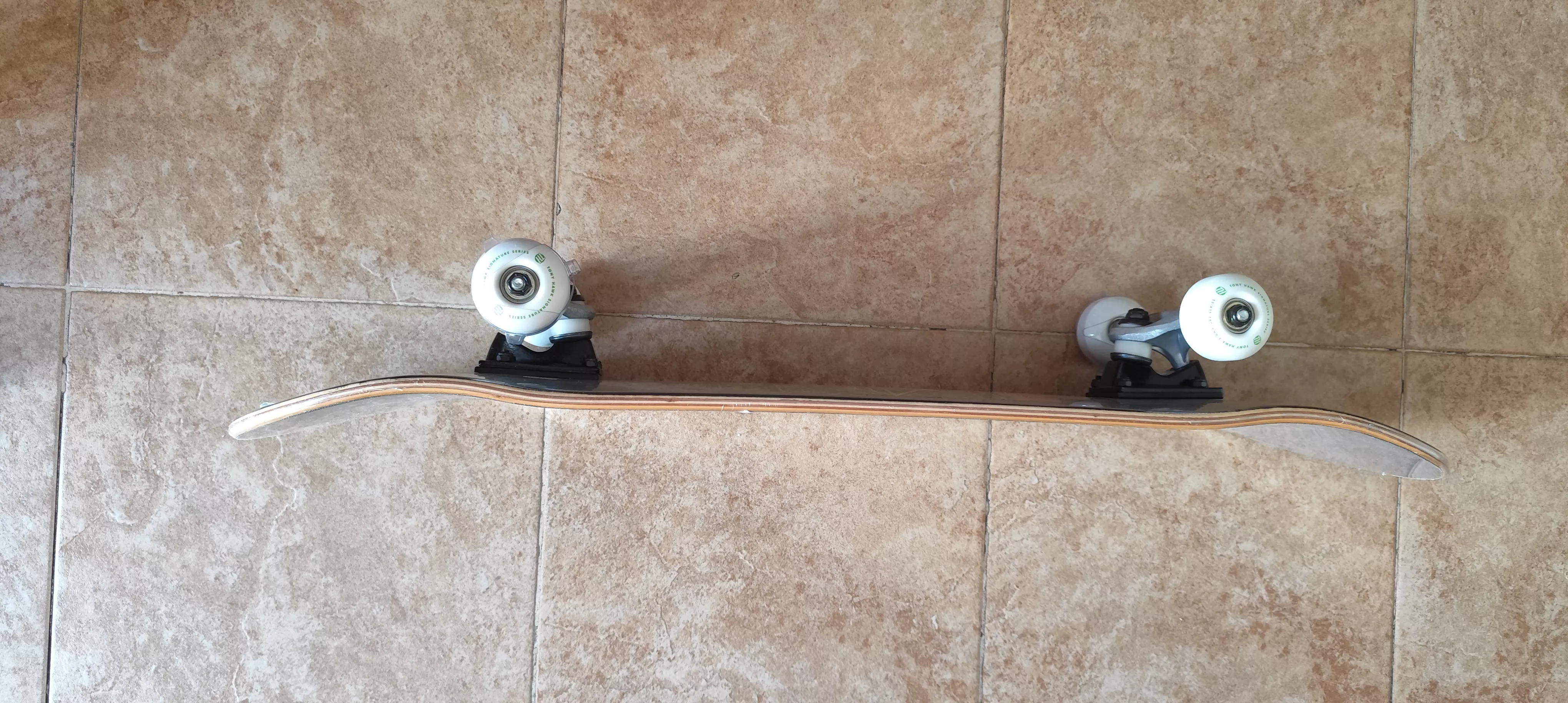 Miniatura 4 de Vendo monopatín Tony Hawk
